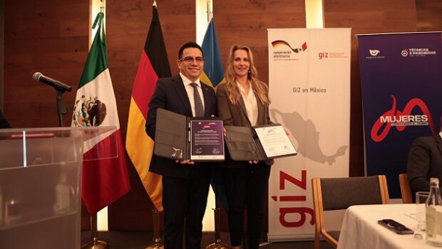 SCANIA, GIZ, MUJERES CONDUCIENDO EL CAMBIO